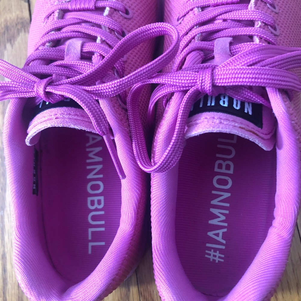 🔴SOLD🔴 EUC Nobull OG Bright Pink Trainers - Picture 5 of 7